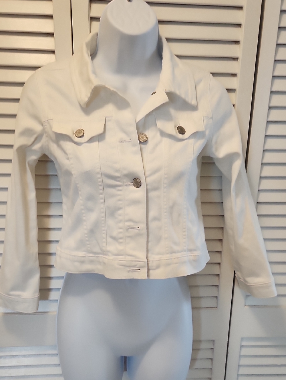 Place White Denim Jacket with Metal Buttons